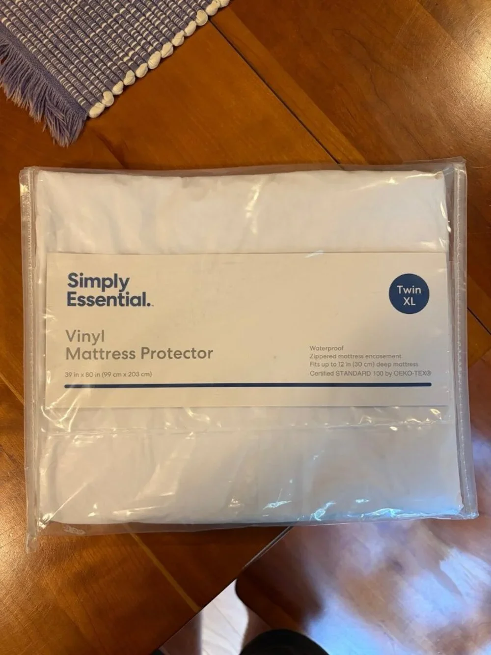 Simply Essential Vinyl Mattress Protector Twin XL white size 39x80 in brand new